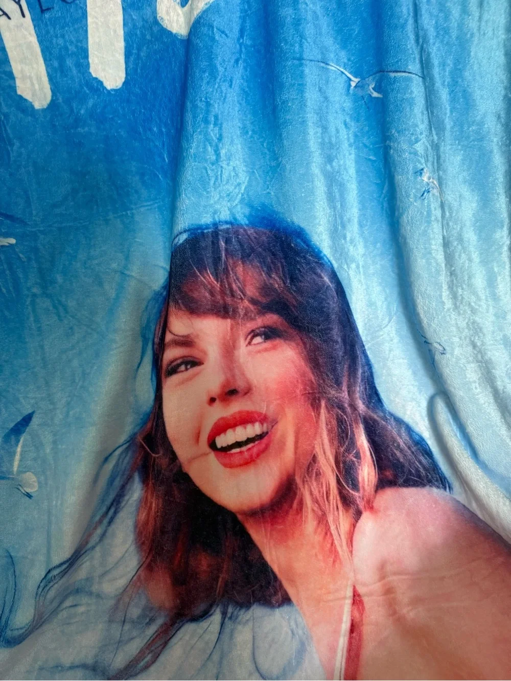 Taylor Swift Themed Plush Throw Blanket 40 x 50